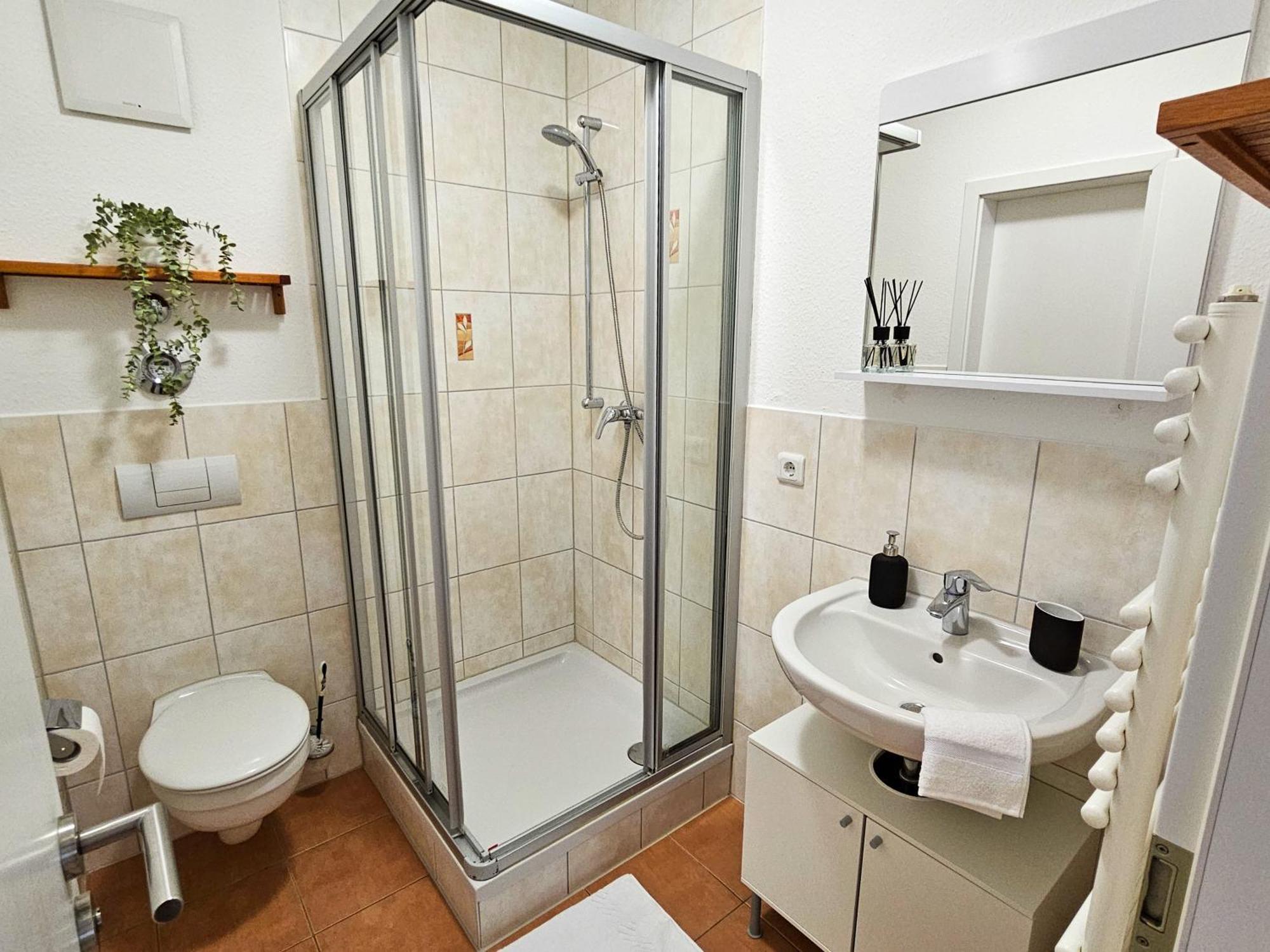 Micasa Rooms - Altstadt Zentral - Zwischen Anger Und Kraemerbruecke - Wlan - Familienfreundlich Erfurt Exterior photo