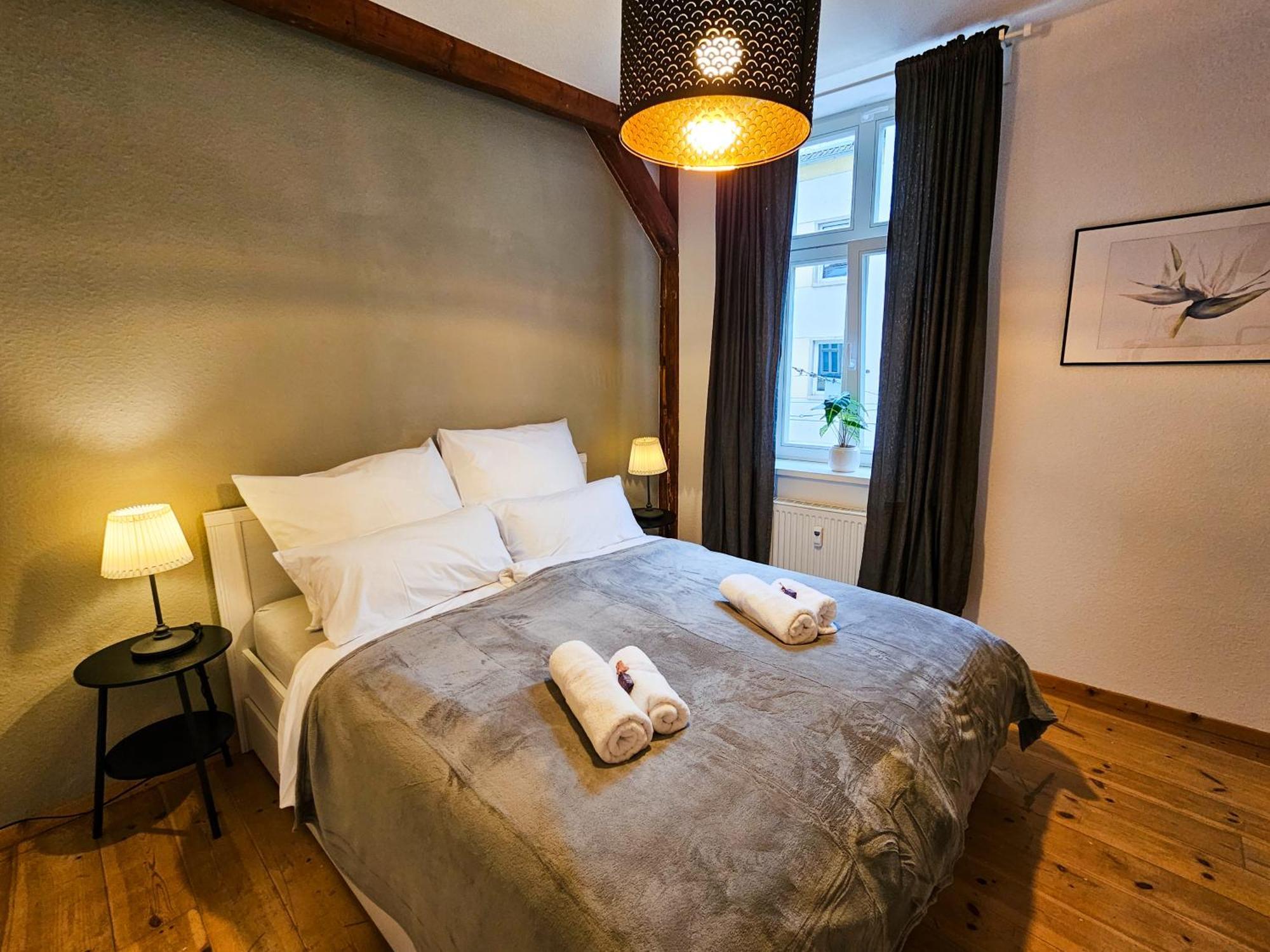 Micasa Rooms - Altstadt Zentral - Zwischen Anger Und Kraemerbruecke - Wlan - Familienfreundlich Erfurt Exterior photo