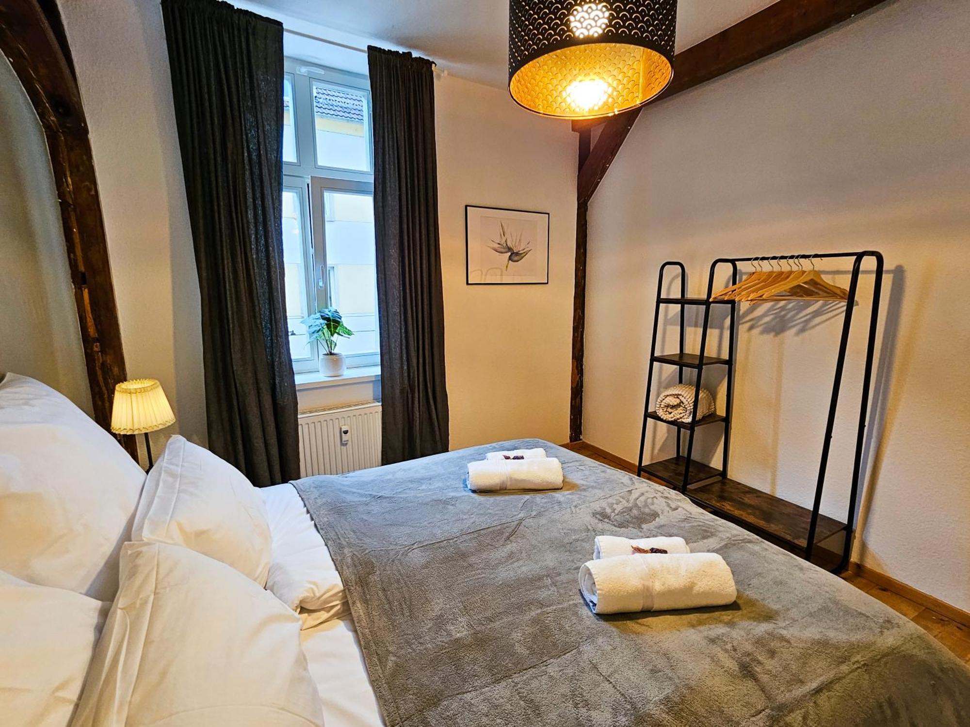 Micasa Rooms - Altstadt Zentral - Zwischen Anger Und Kraemerbruecke - Wlan - Familienfreundlich Erfurt Exterior photo